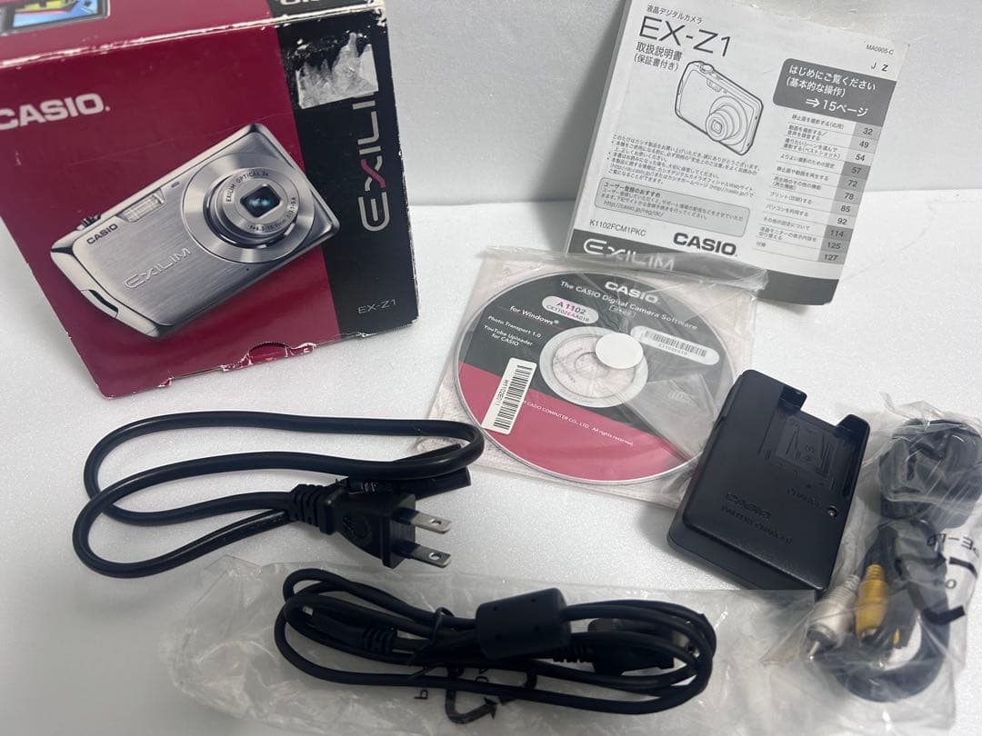 CASIO デジタルカメラEX-Z1付属品完備　動作確認済み