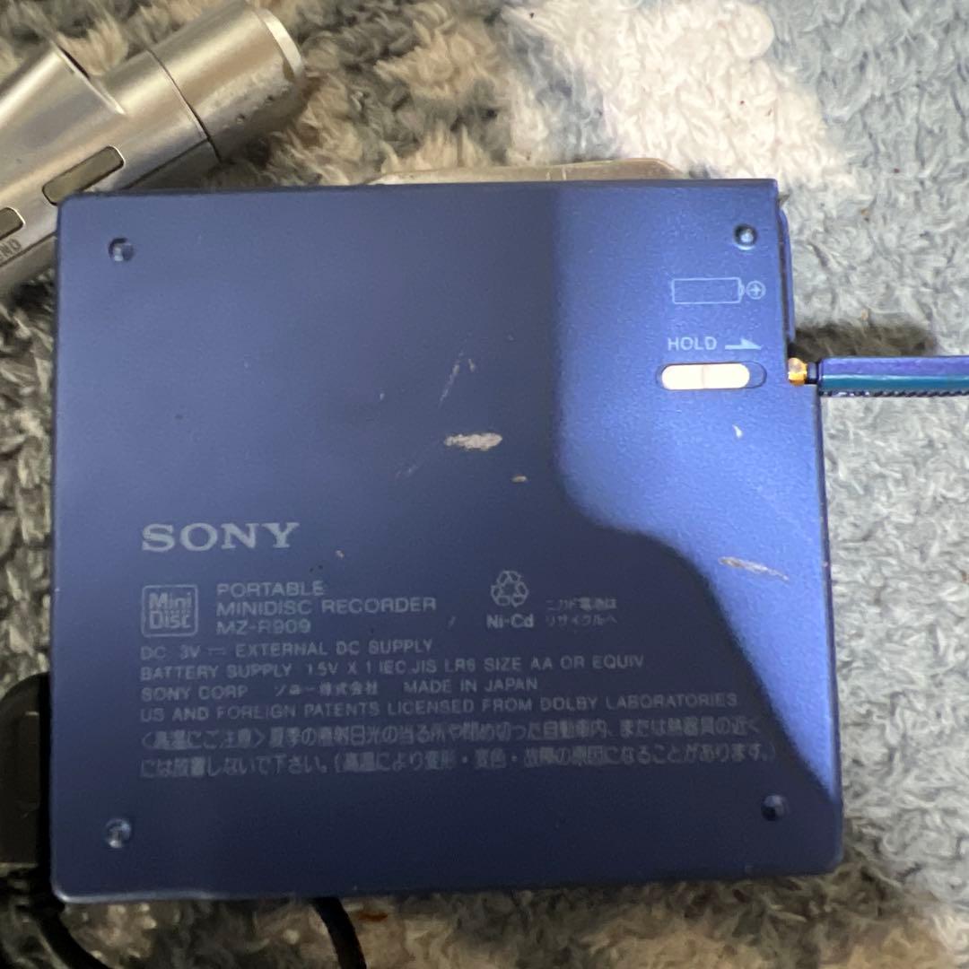 SONY ポータブルMDプレーヤー MZ-R909