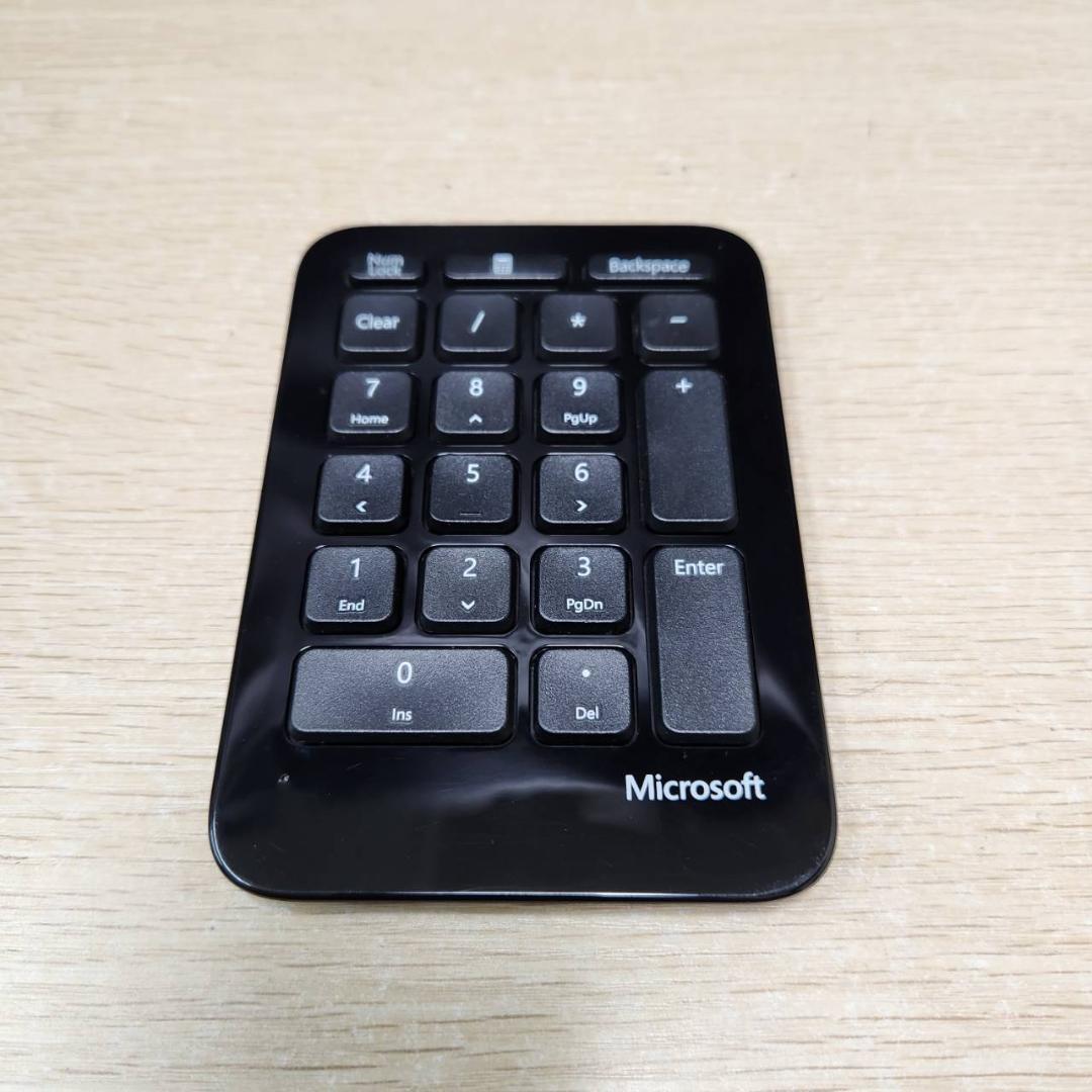 ★Microsoft　エルゴノミックキーボード　1559　テンキー付き