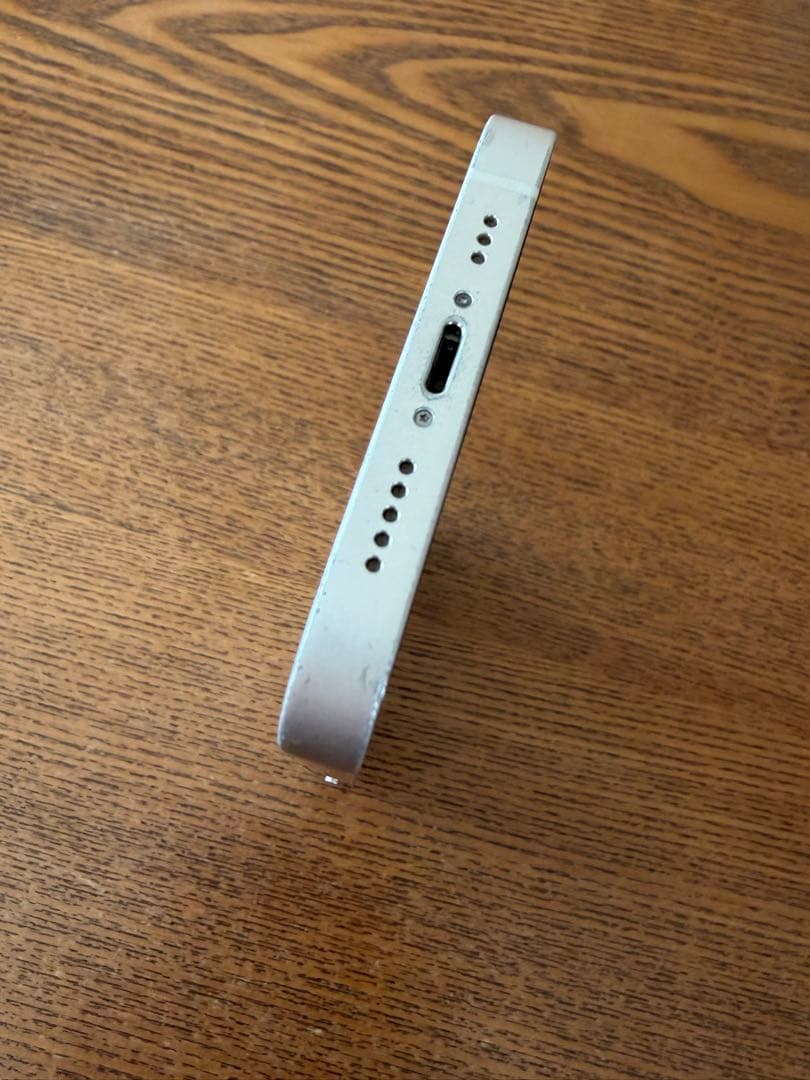 Apple iPhone13 本体 SIMフリー