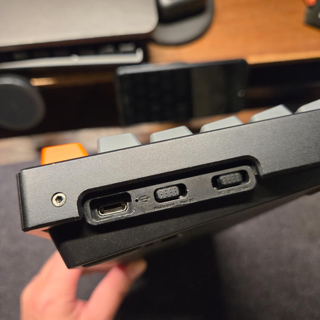 Keychron K2 V2 赤軸 US配列｜純正パームレスト付｜メカニカル