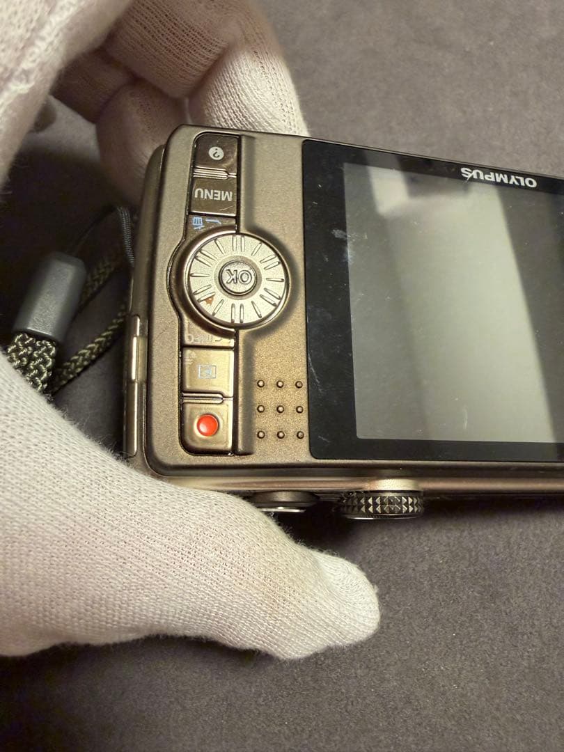 OLYMPUS コンパクトデジタルカメラ FULL HD