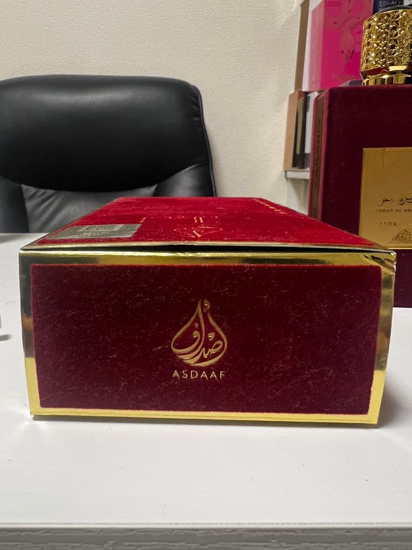 香水(女性用) Ameerat Al Arab Eau de Parfum 100ml