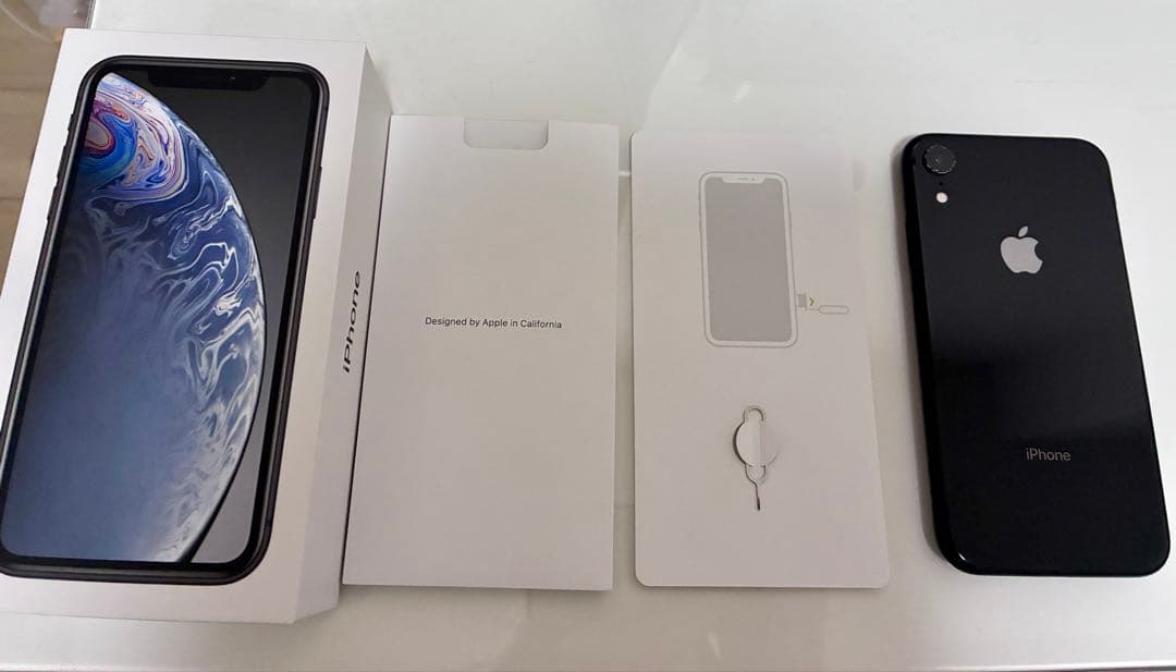 【美品】Apple iPhone XR 128GB ブラック