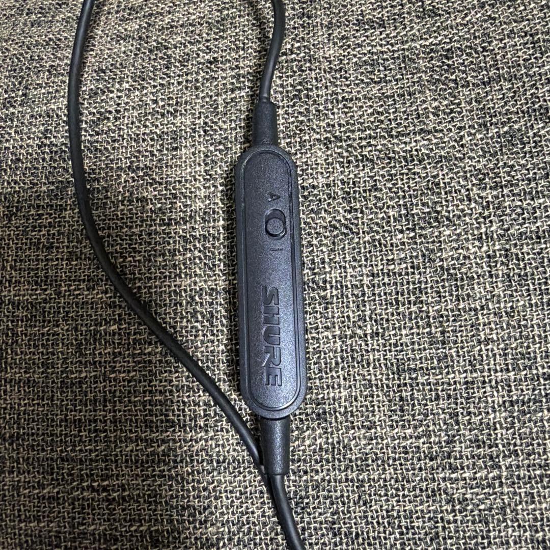 SHURE SE215 クリア 有線イヤホン
