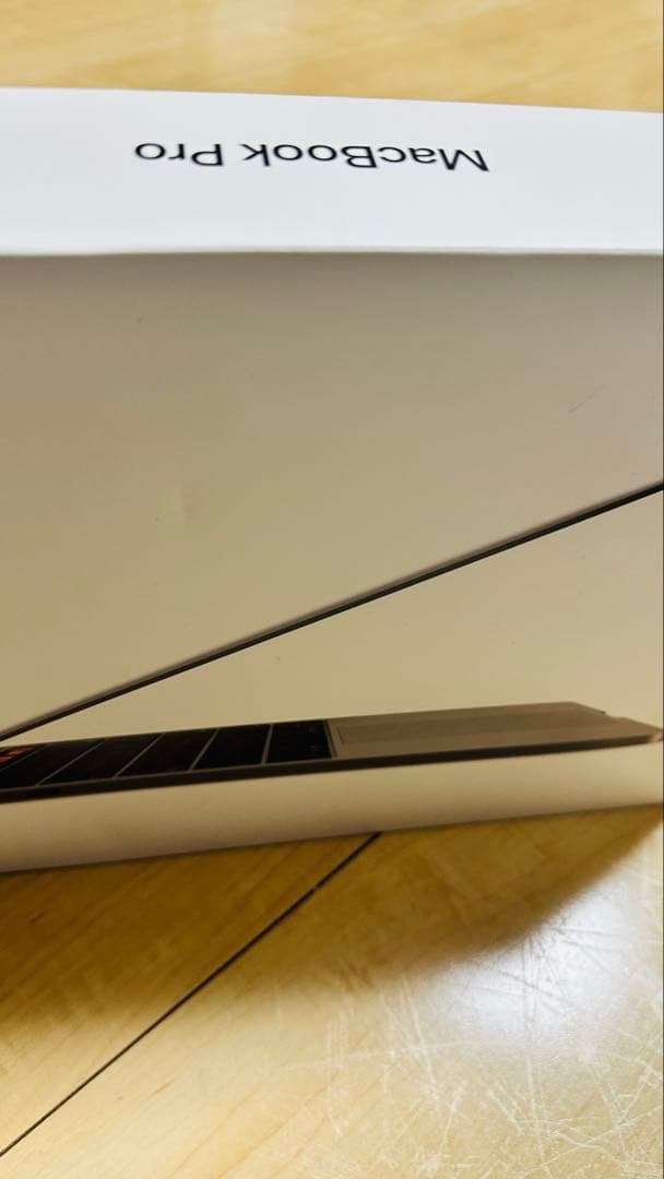 MacBook本体 Mac book pro 13-inch 2018