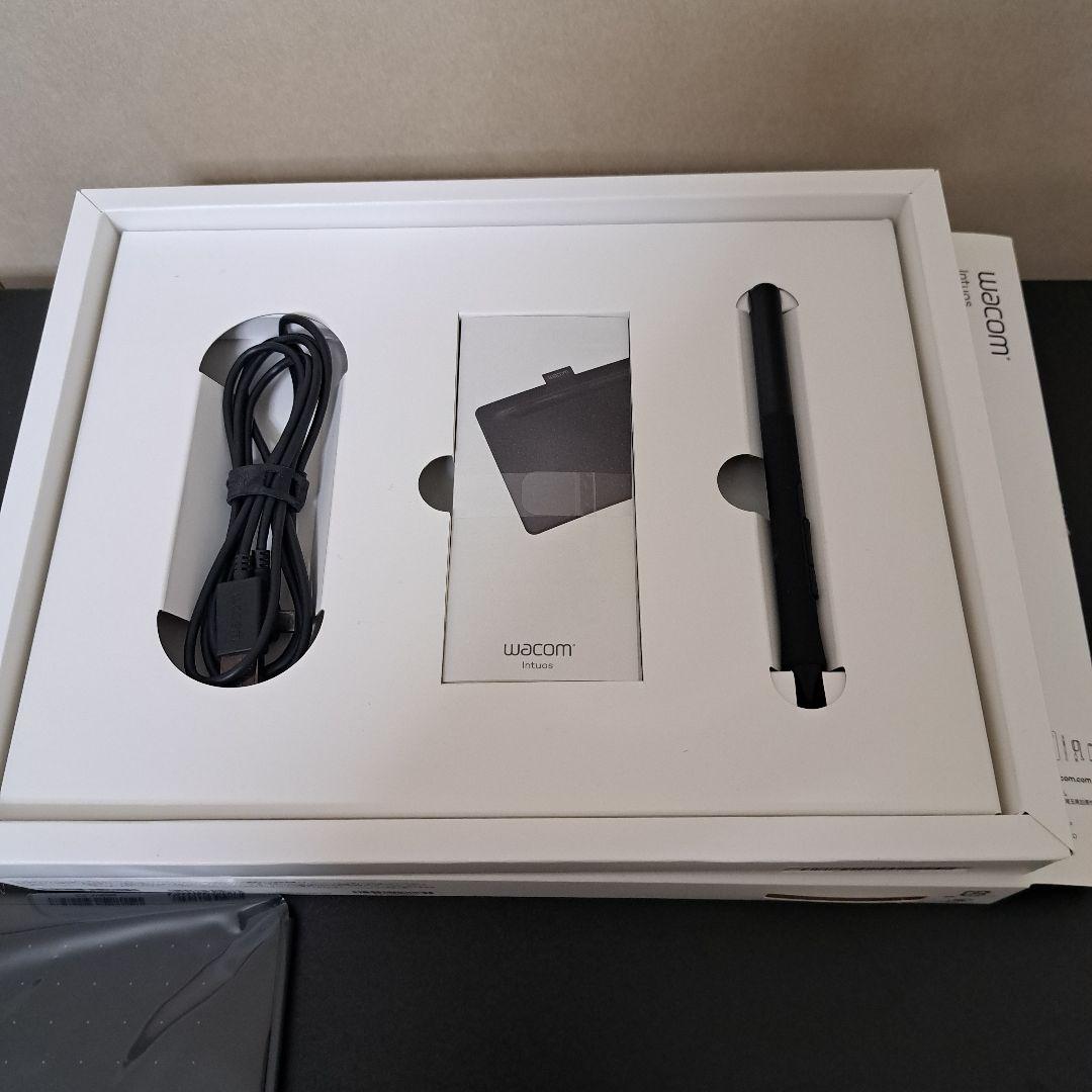 Wacom Intuos Medium ベーシック (CTL-6100/K0)