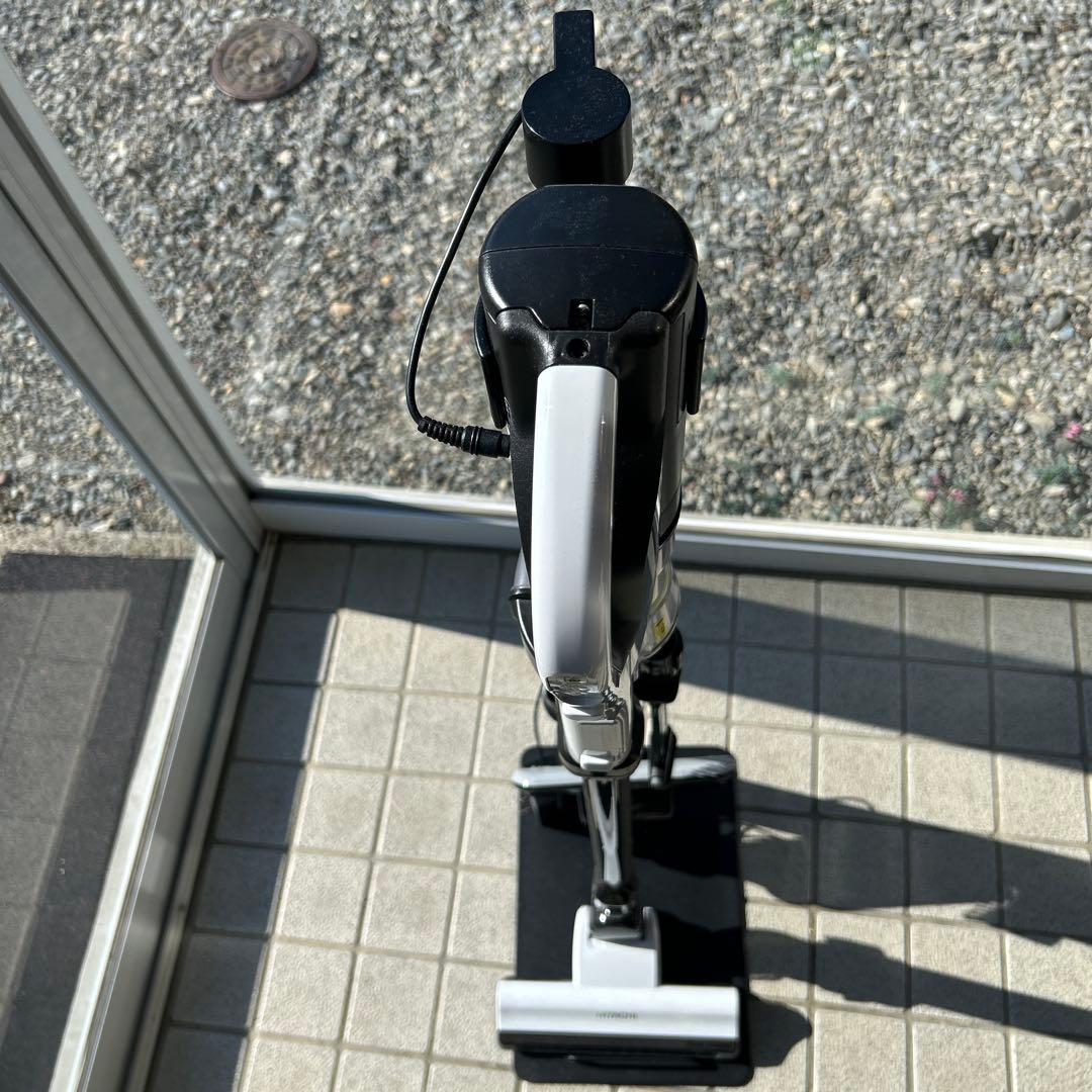 日立充電式掃除機PV-BHL1000J