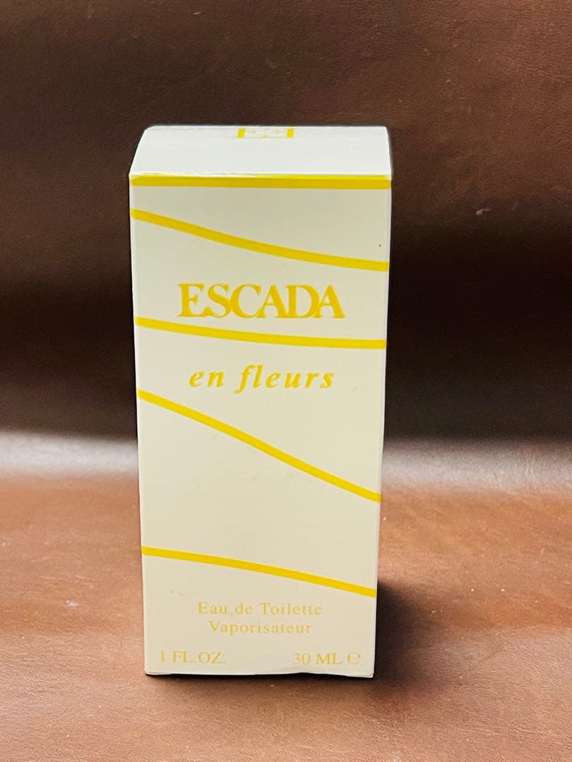 ESCADA エスカーダ EN FLEURS オンフルール 30ml