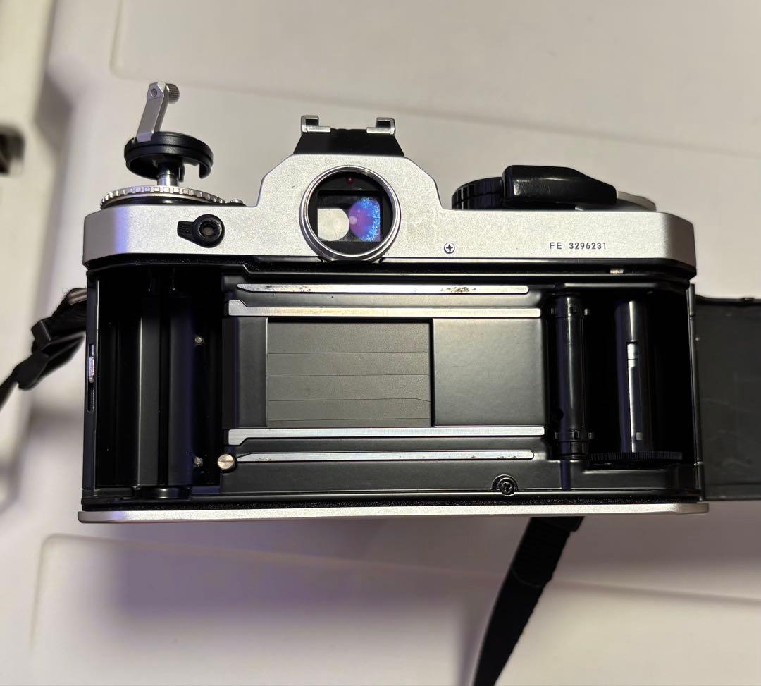 Nikon FE 一眼レフカメラ レンズ付き