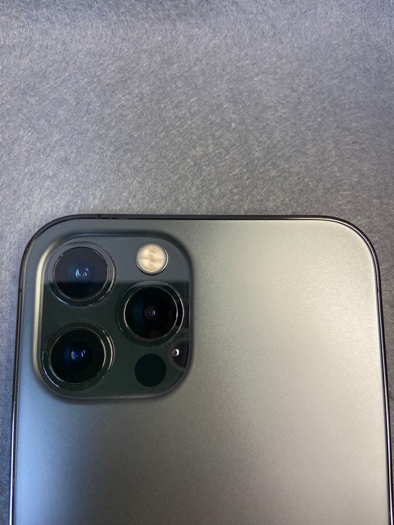 美品　国内版　SIMフリー　iPhone12 Pro 128GB グラフアイト色