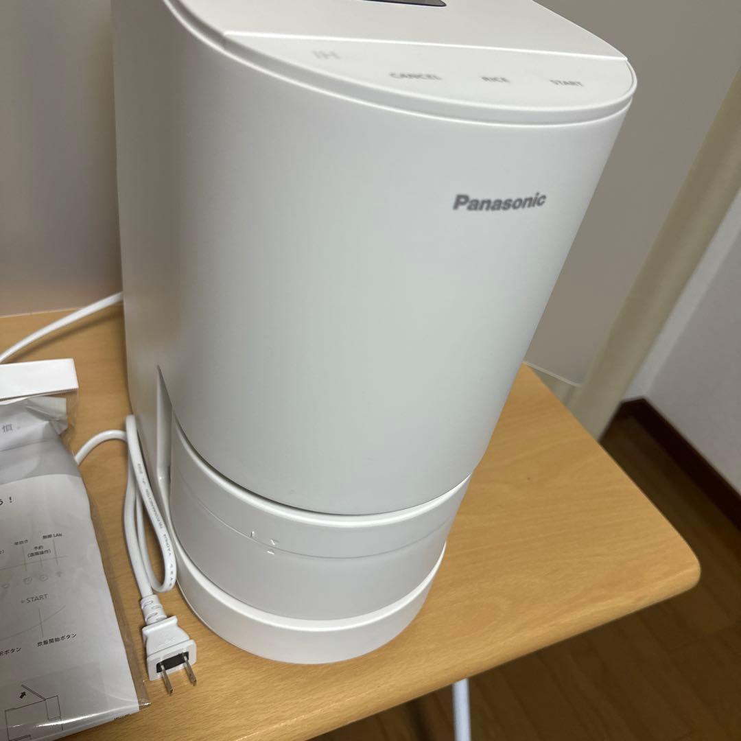 【2023年製】Panasonicパナソニック IH炊飯器 SR-AX1-W
