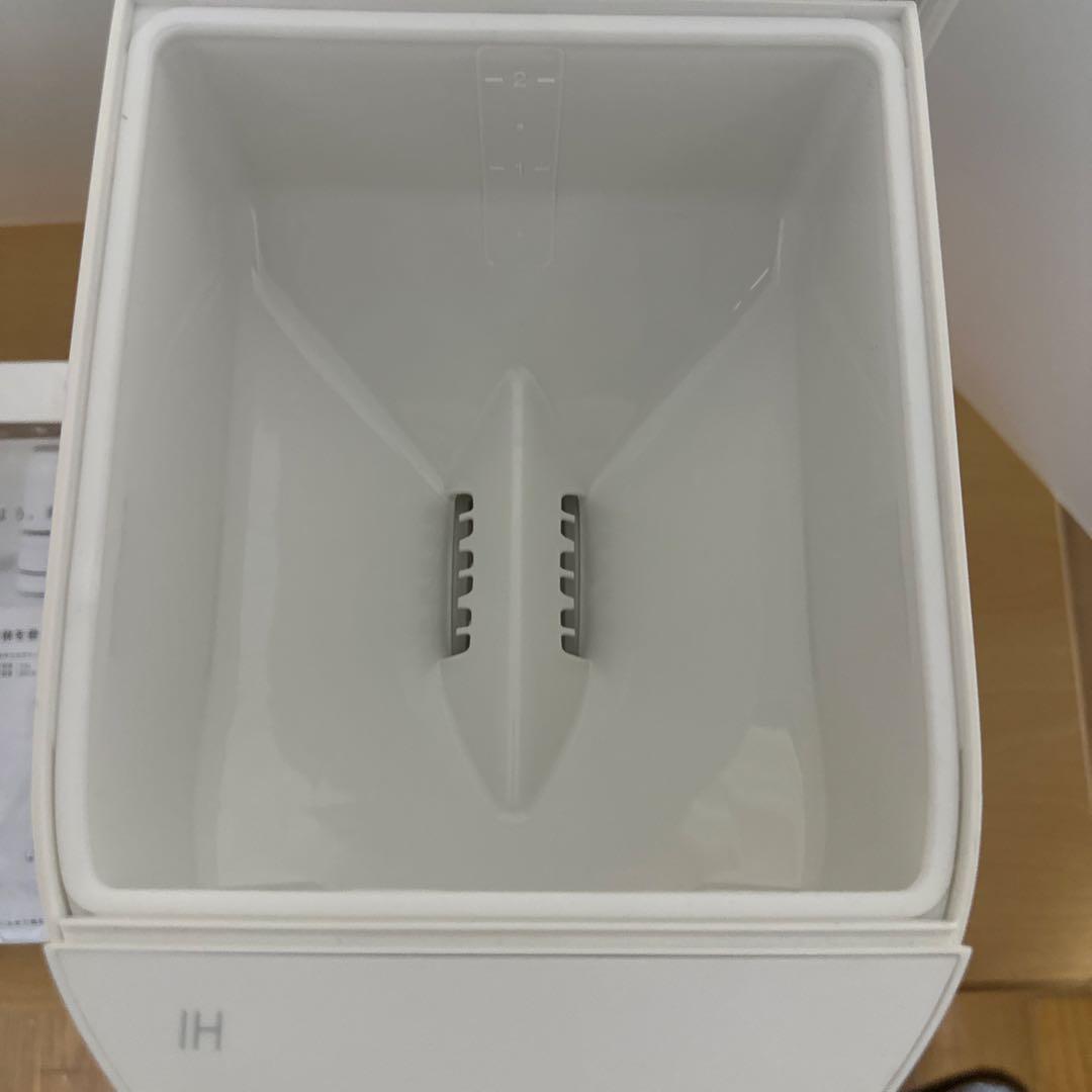 【2023年製】Panasonicパナソニック IH炊飯器 SR-AX1-W