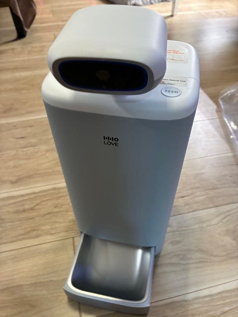 ⭐️新品⭐️ 猫用スマート見守りロボット 自動給餌器 レーザー猫じゃらし