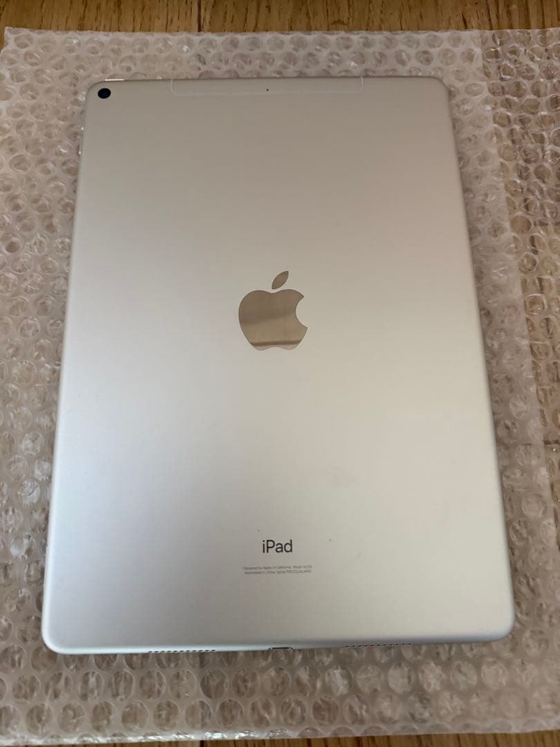美品　iPad Air3 64GB SIMフリー