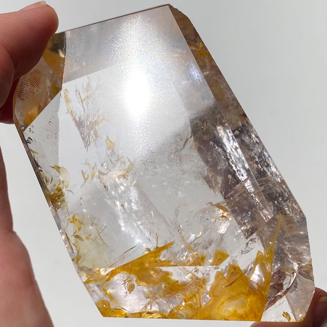 【 ネパール産 虹入り ヒマラヤ 水晶 ゴールデンヒーラー フリーカット 】