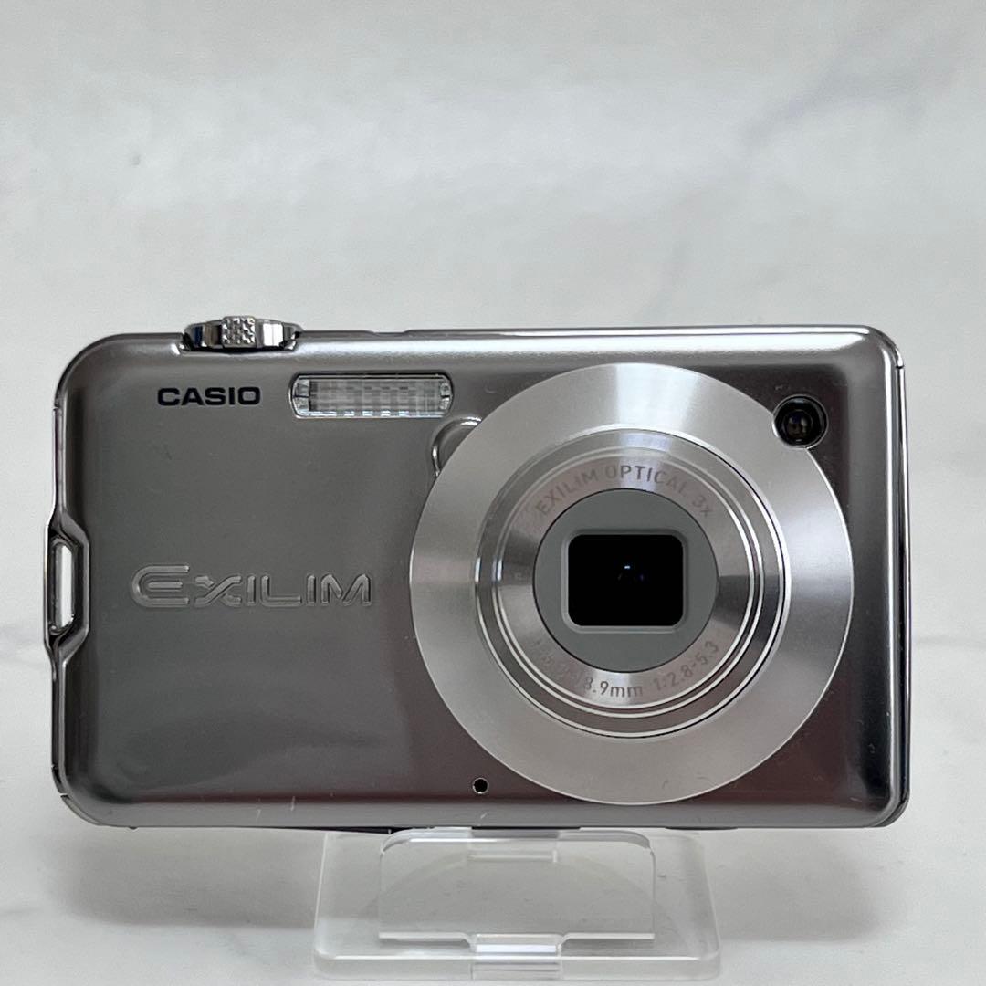 ✨美品✨CASIO EXILM CARD EX-S10オールド カメラ高騰中