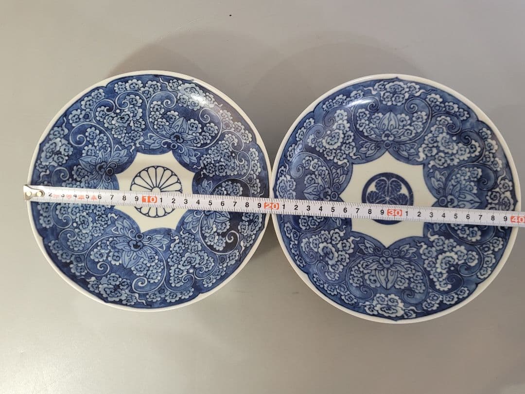 DT599 菊御紋 徳川紋 染付 鍋島皿 一対 希少