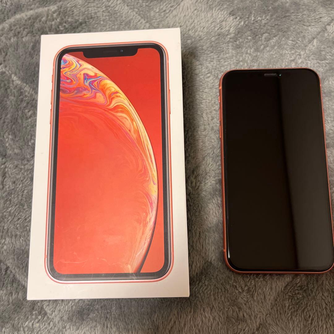 Apple iPhone XR コーラル 本体　SIMフリー