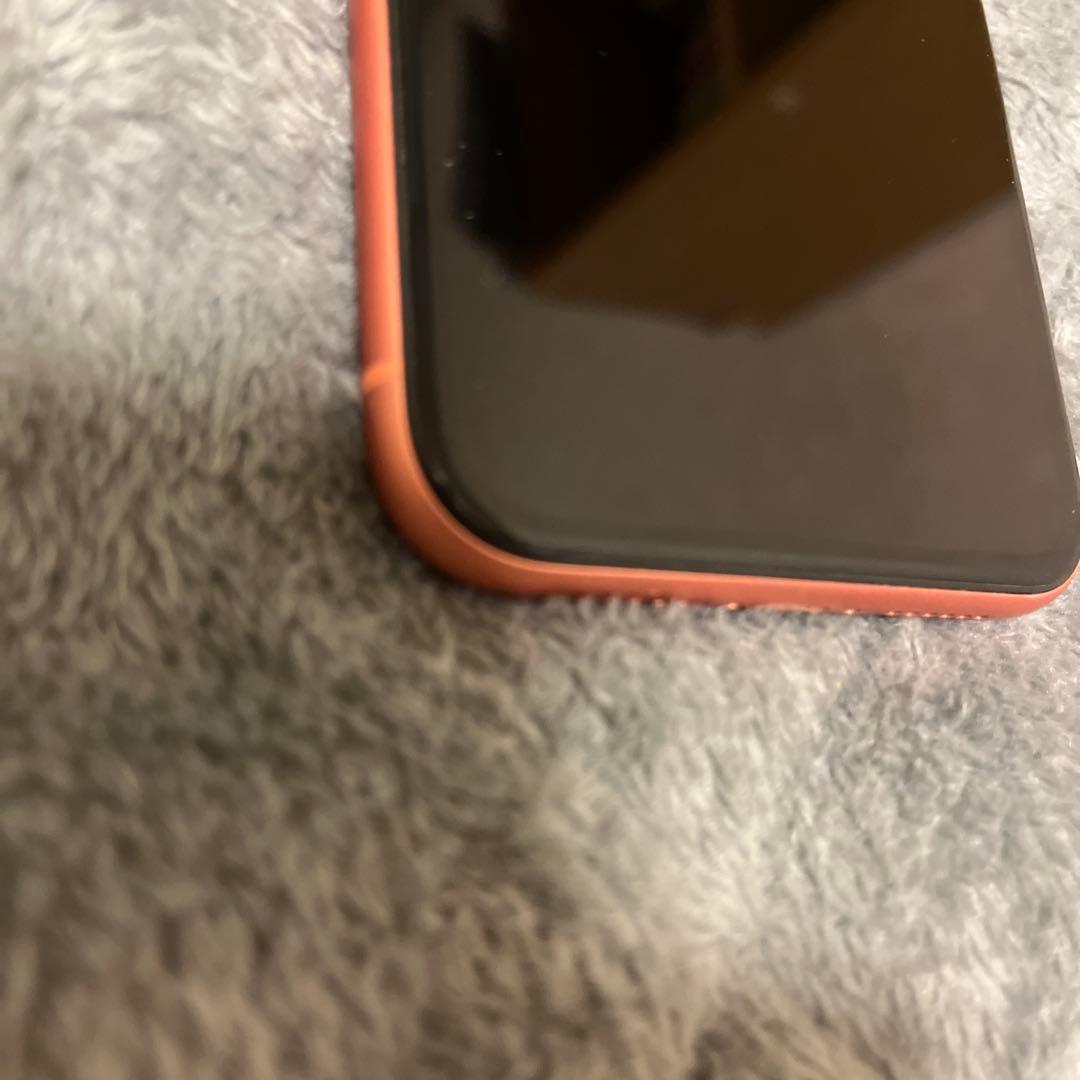 Apple iPhone XR コーラル 本体　SIMフリー