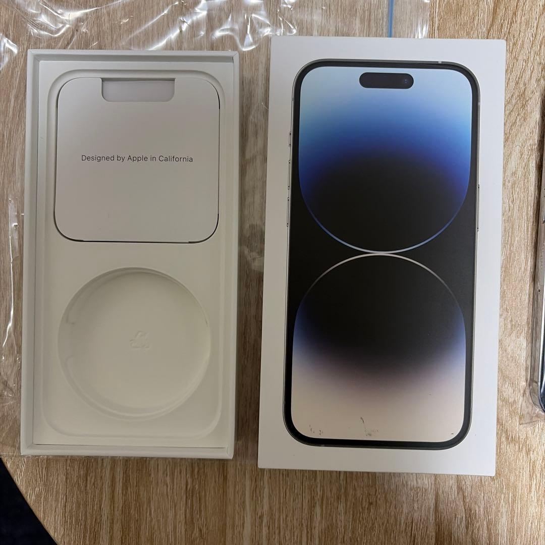 takinogawa　Apple iPhone14pro白