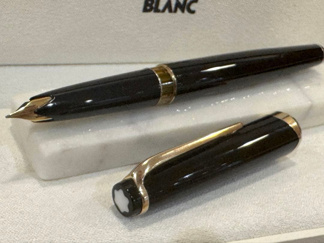 【極美品】モンブラン万年筆 No12 1960s ペン先18c 750 ブラック