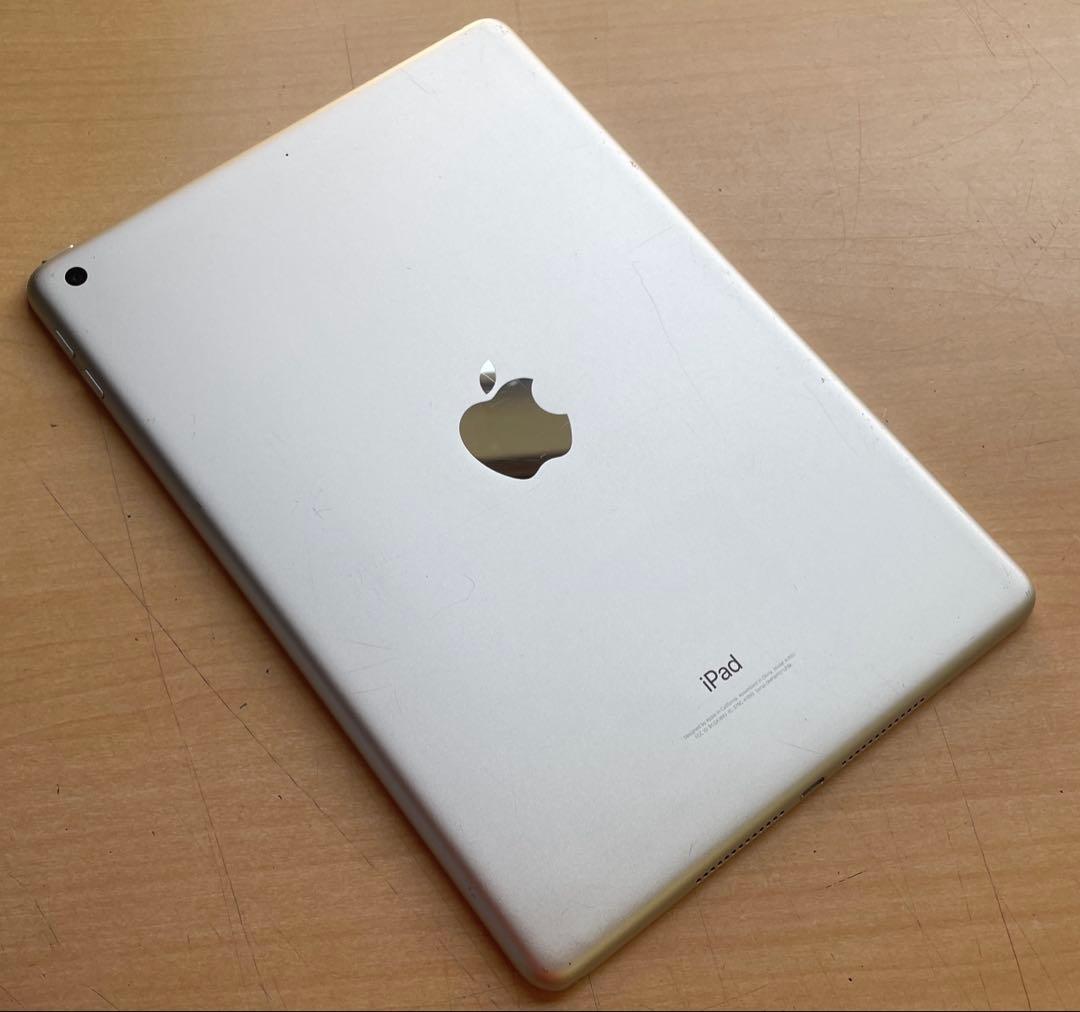 iPad 第6世代　A1893　Wi-Fiモデル　シルバー　32GB #6