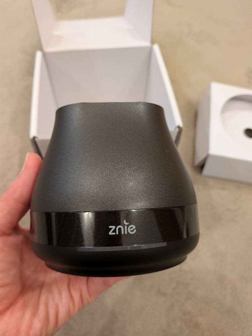 Znie Lite 睡眠改善　リラックス　安眠　2モード　ブラック　16500円