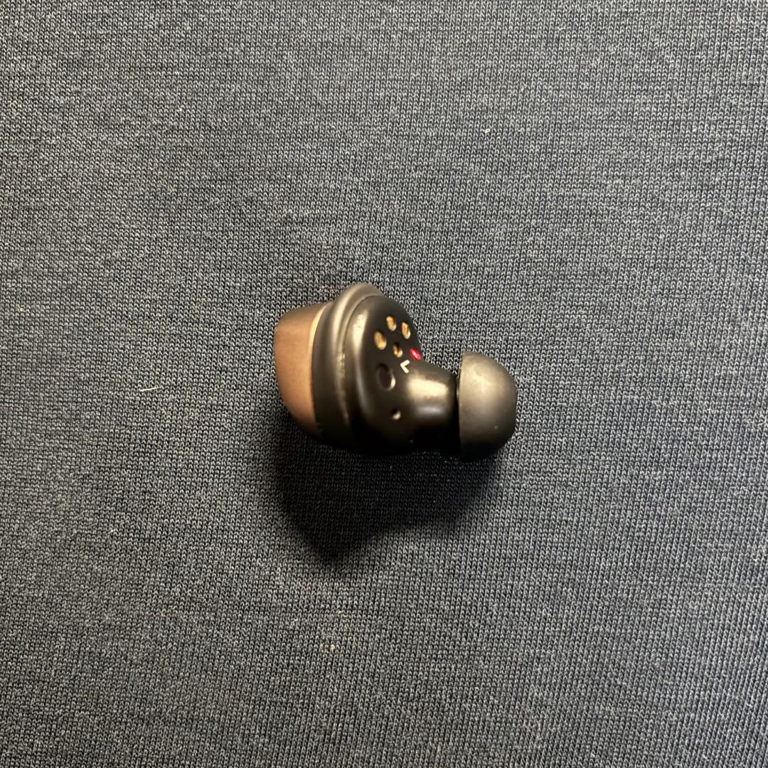Sennheiser MOMENTUM True Wireless 4 左耳