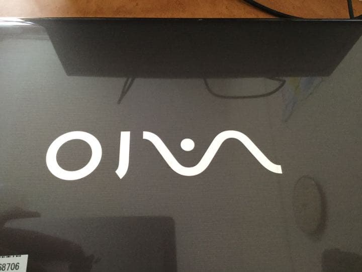 ソニー Vaio ノートPC、 起動済