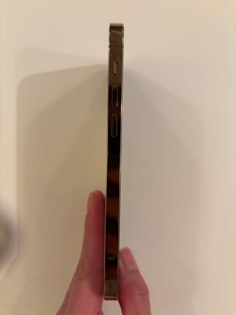 Apple iPhone 12 pro ゴールド