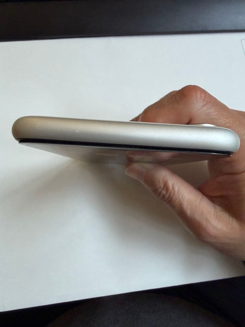 Apple iPhone XR本体