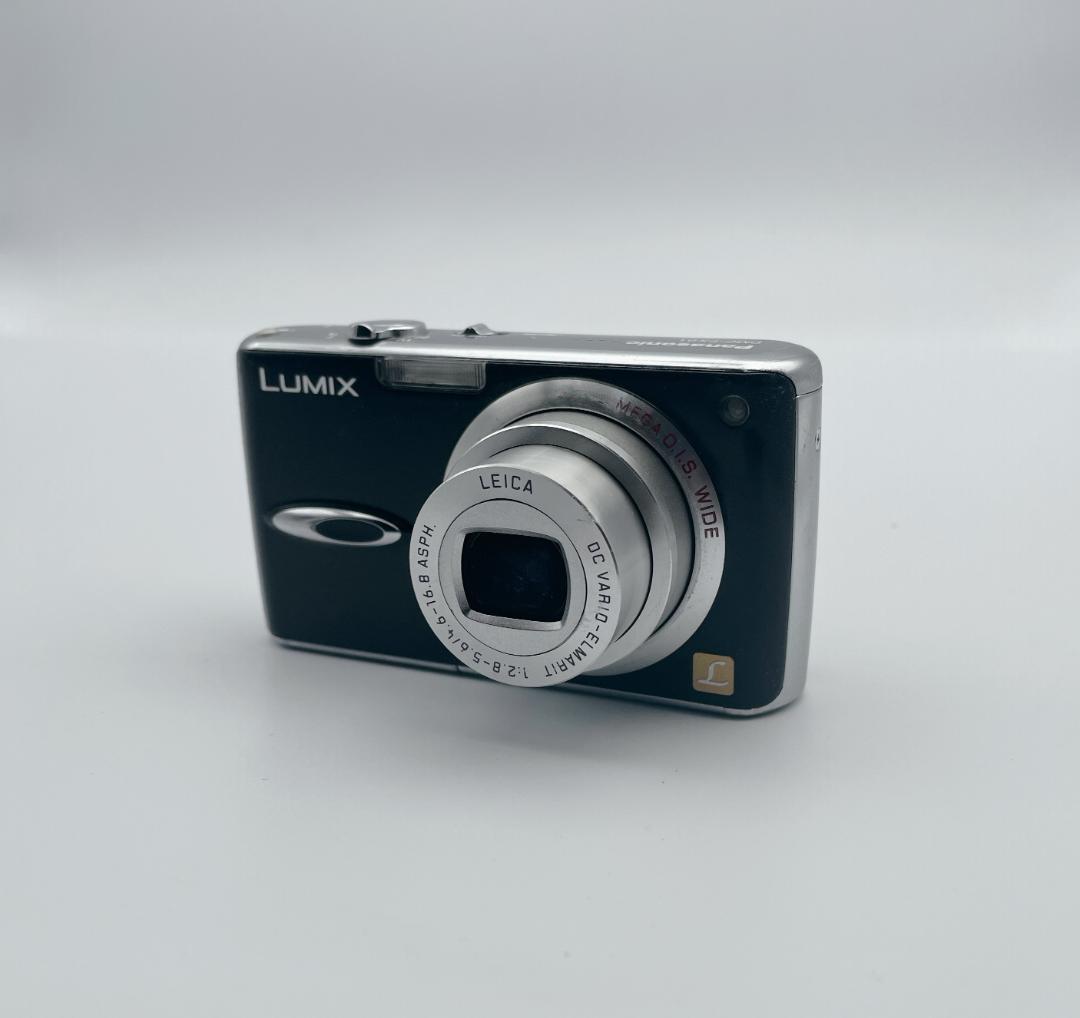 Panasonic LUMIX DMC-FX01 コンパクトデジタルカメラ