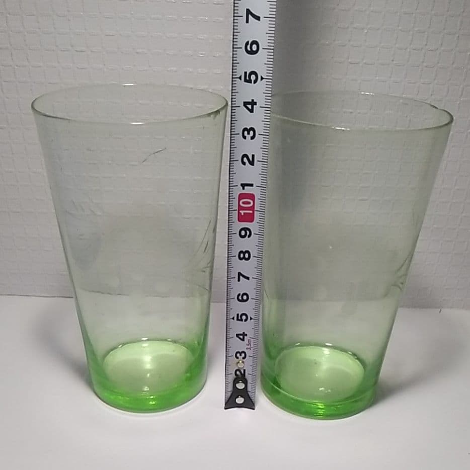レトログラス[ウランガラス]2点セット  ウラン  カットグラス アンティーク