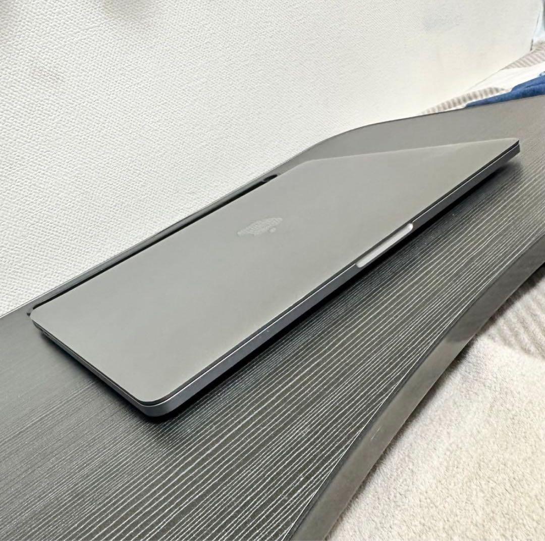 MacBook本体 Apple MacBook Pro Touch Bar 512GB