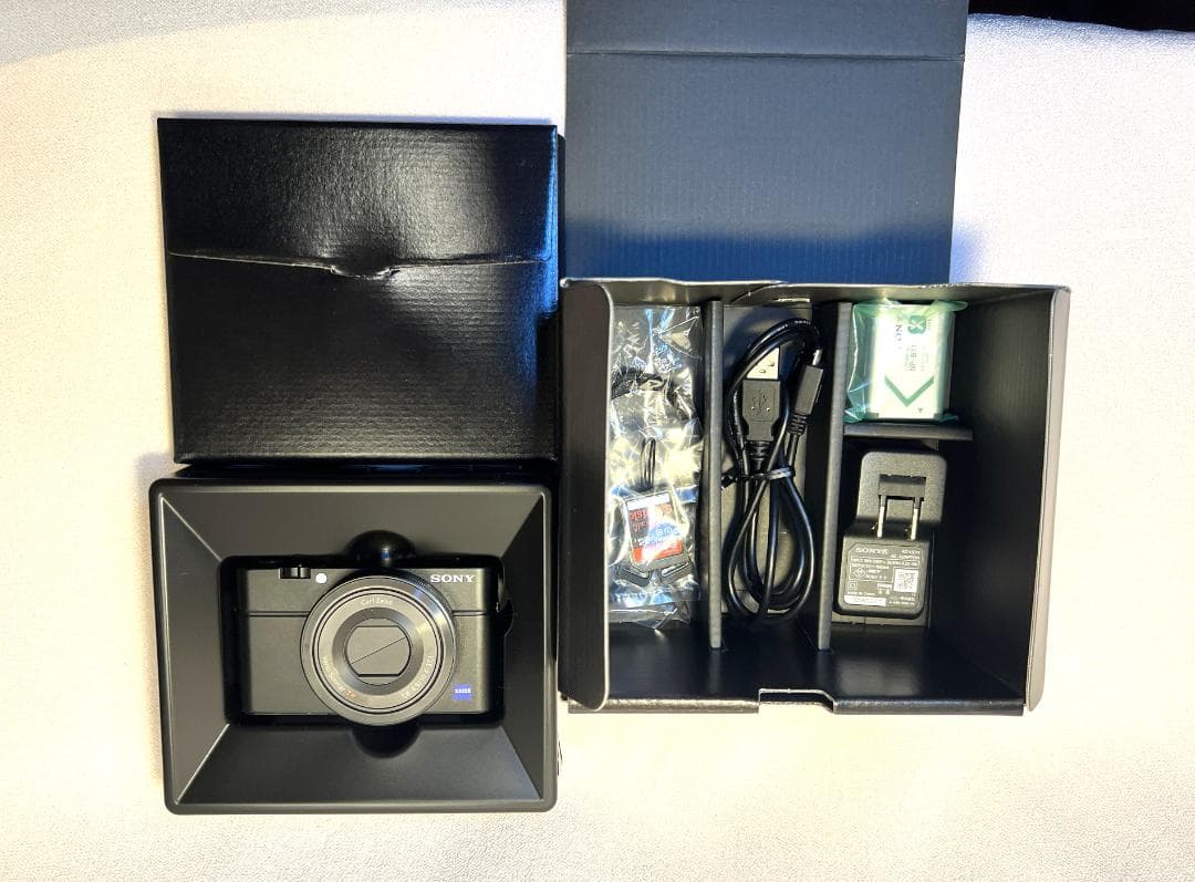 sony cyber-shot dsc-rx100　ソニー　サイバーショット