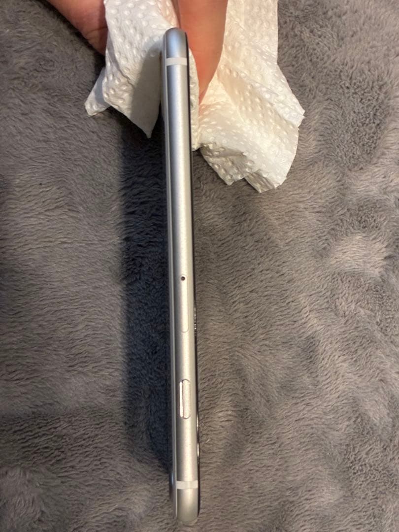 iPhone SE2 64GB 本体