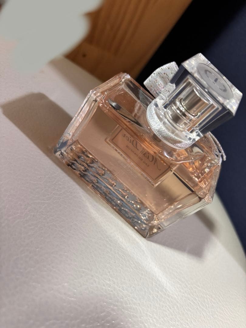 ミス ディオール オードゥ パルファン 50ml ギフトバッグ付き