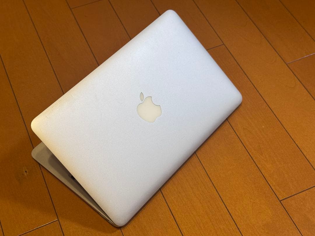 MacBook本体 MacBook Air (11-inch, Mid 2013) i5 128G