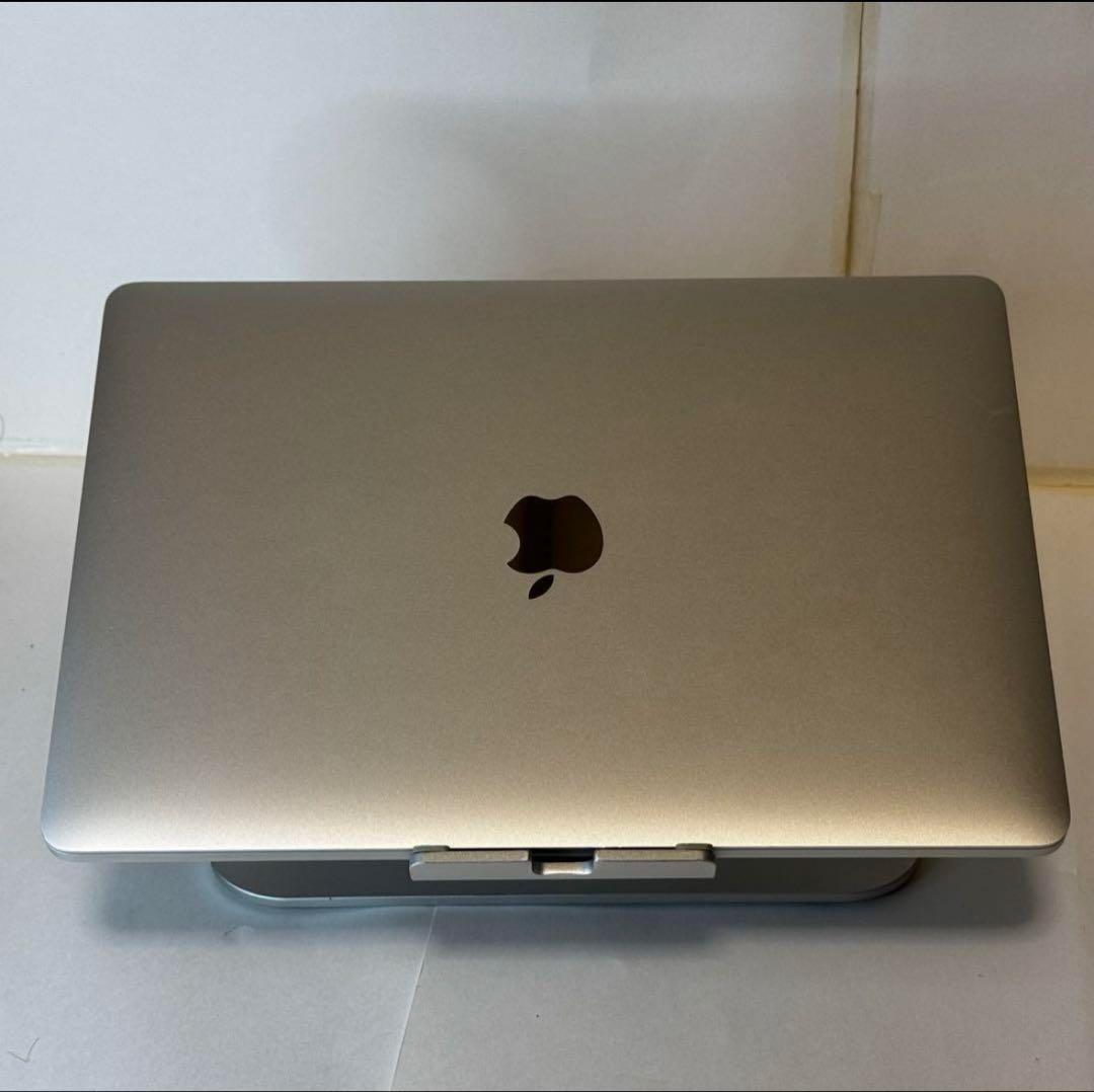 【特典付】MacBook Pro 13㌅ シルバー i5//256G A1708