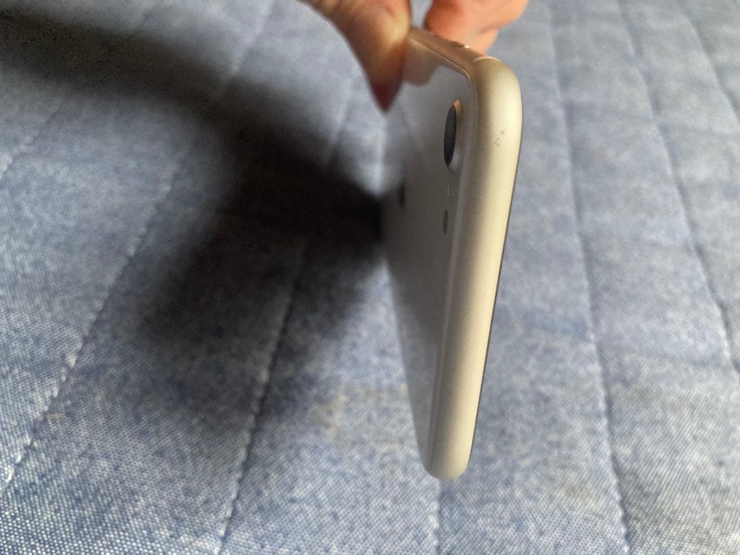 iPhone SE (第3世代) 64GB ジャンク