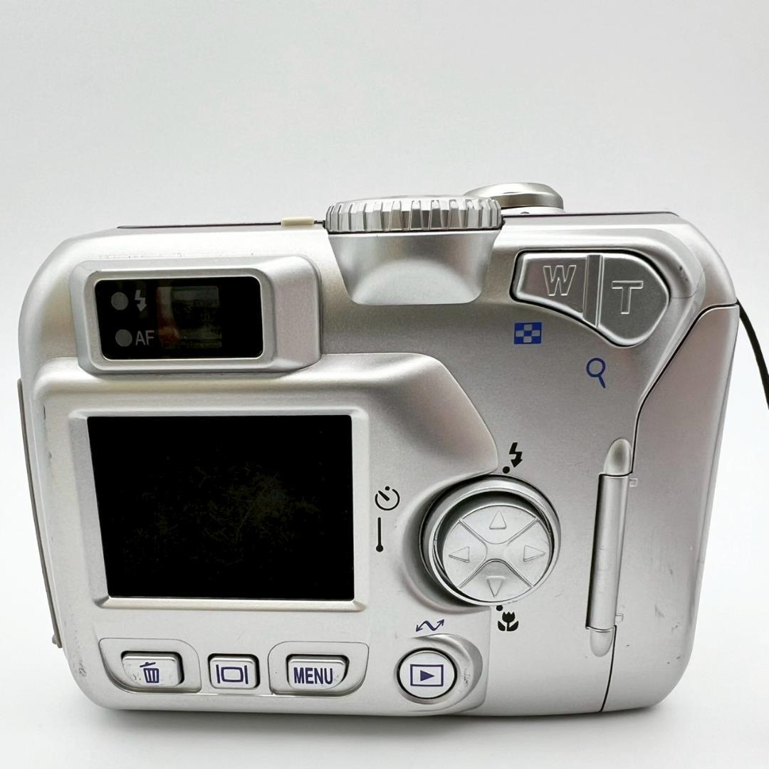 【完動品】Nikon COOLPIX 3100 コンデジ シルバー 動作確認済