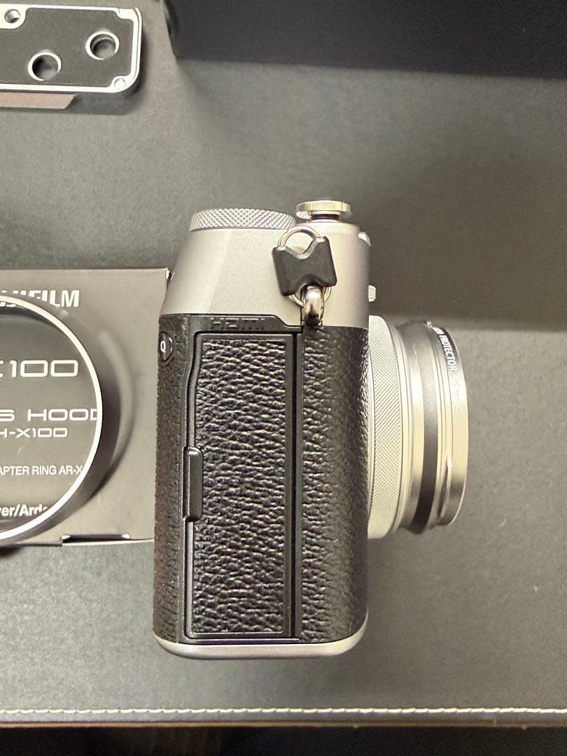 FUJIFILM X100VI コンパクトデジタルカメラ