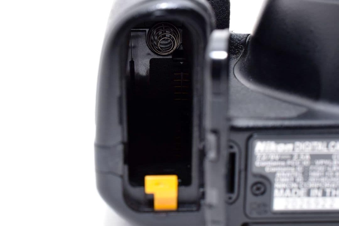美品 元箱つき✨Nikon D5500✨手ブレ補正 標準ズームレンズ✨Wi-Fi