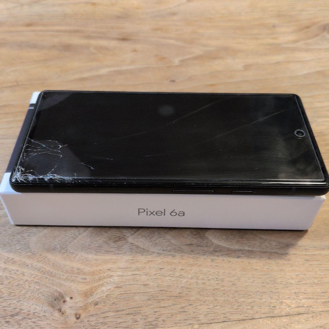 Google　Pixel　6a　チャコール　画面割れあり