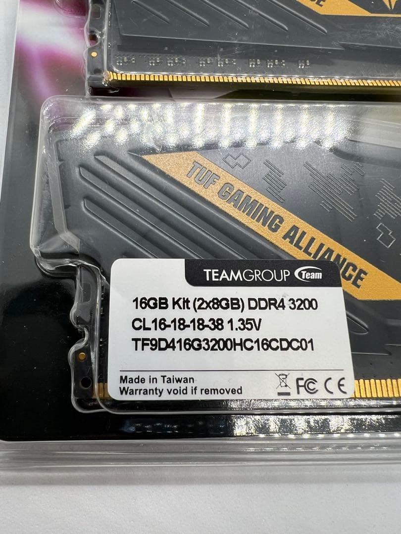 ②T-FORCE DELTA RGB DDR4-3200 16GB　8GB×2
