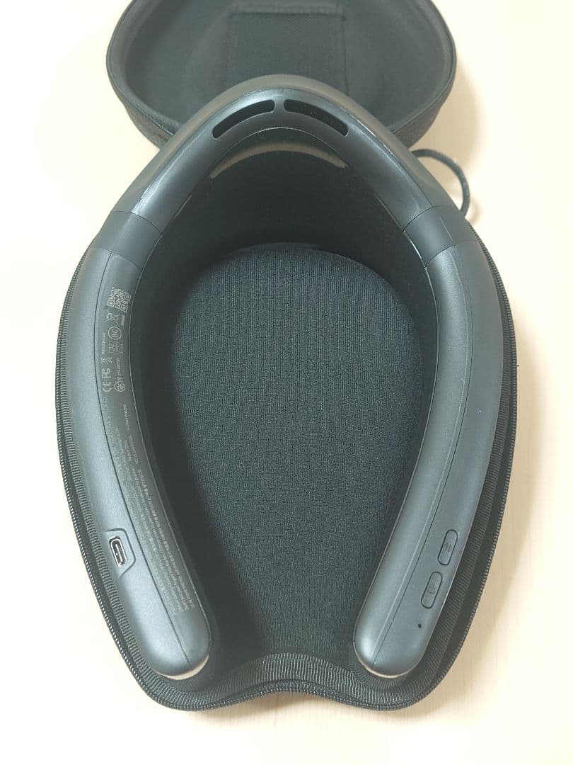 TORRAS COOLIFY Cyberネッククーラー ブラック 収納ケース付き
