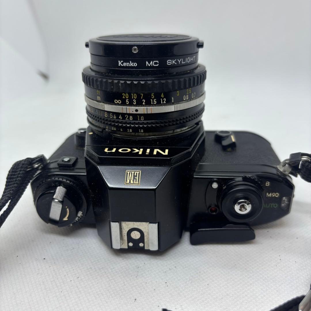Nikon 一眼レフカメラ Nikkor 50mmレンズ付き