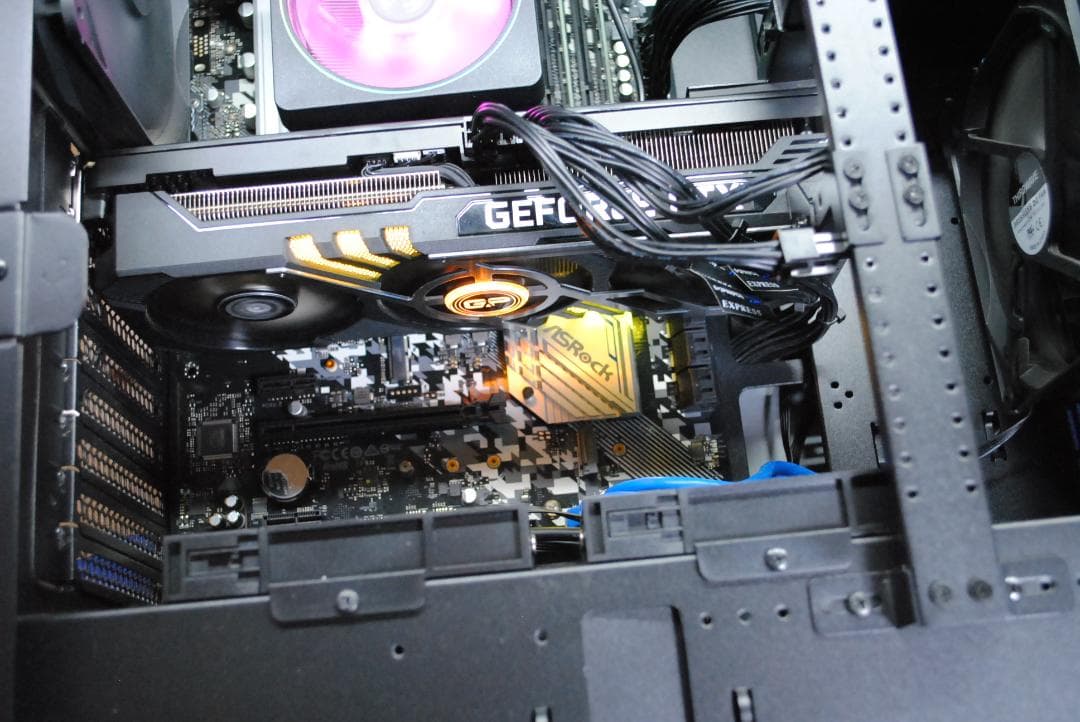 Palit GeForce RTX 3070 GamingPro 動作確認済