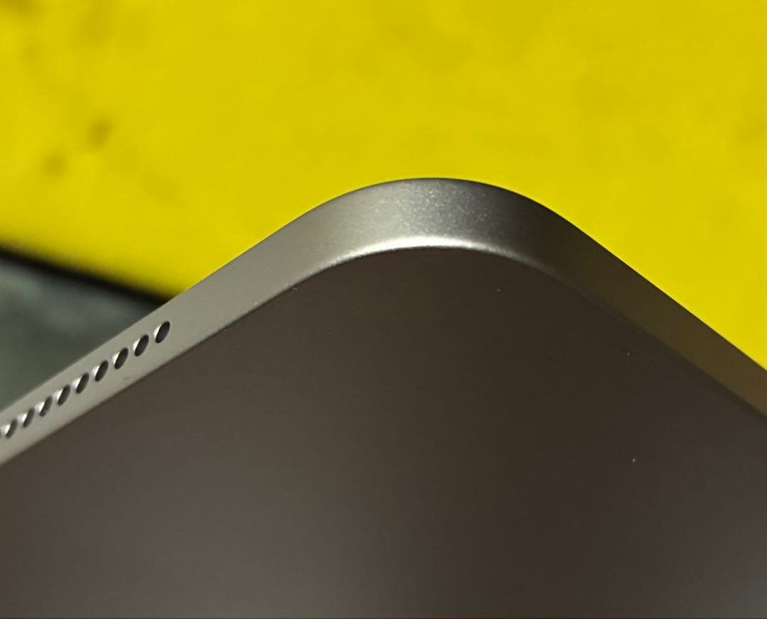 11インチiPad Air (M3) Wi-Fi ￼